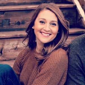 Meet your Posher, Kendra